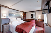 2-Bett-Juniorsuite mit französischem Balkon 23 E m² 2-Bett-Juniorsuite mit französischem Balkon 23 E m²