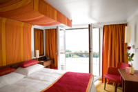2-Bett-Außenkabine mit französischem Balkon 14.5 C m² 2-Bett-Außenkabine mit französischem Balkon 14.5 C m²